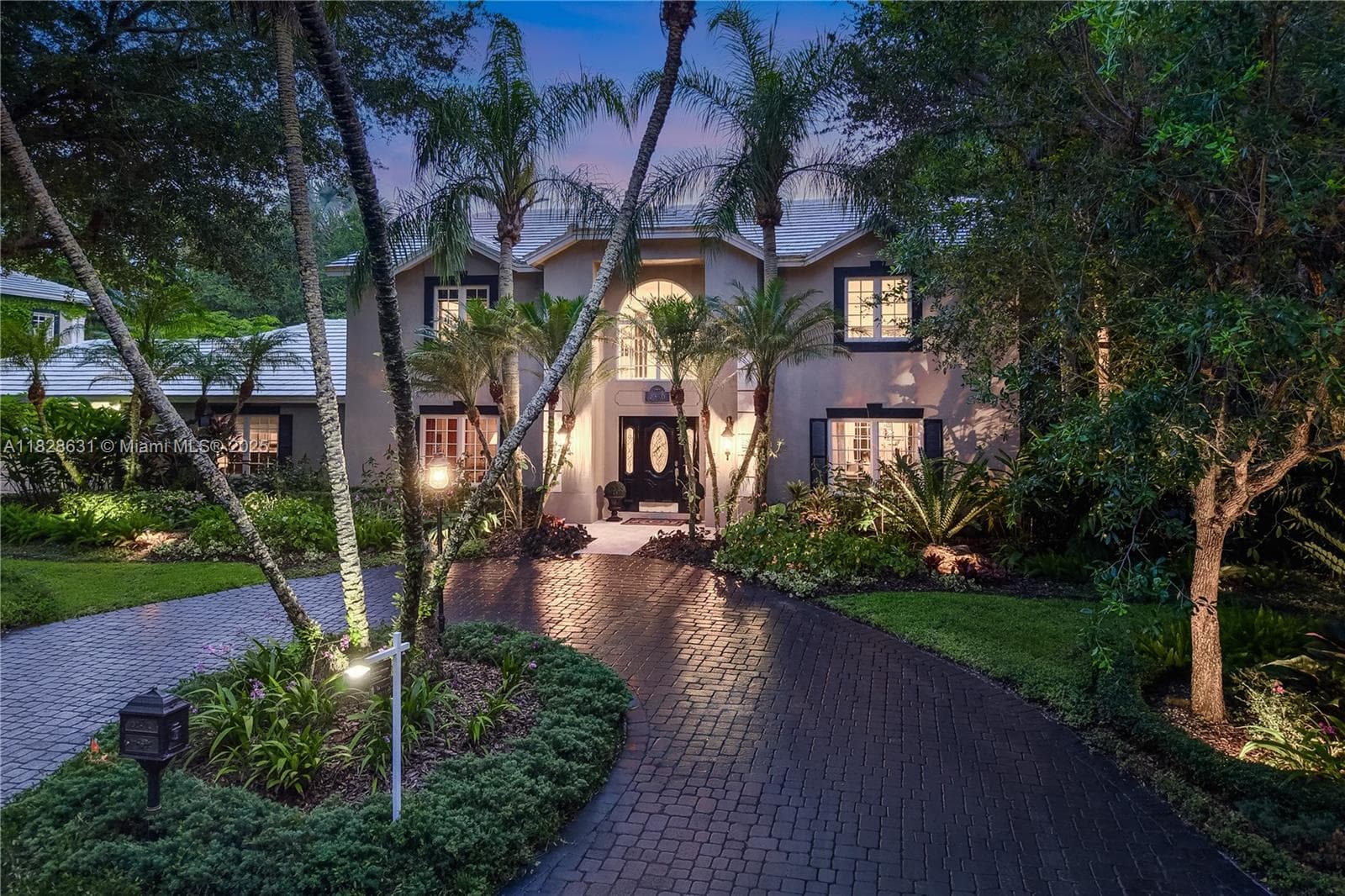 7360 SW 164th St, Palmetto Bay FL 33157 photo 2