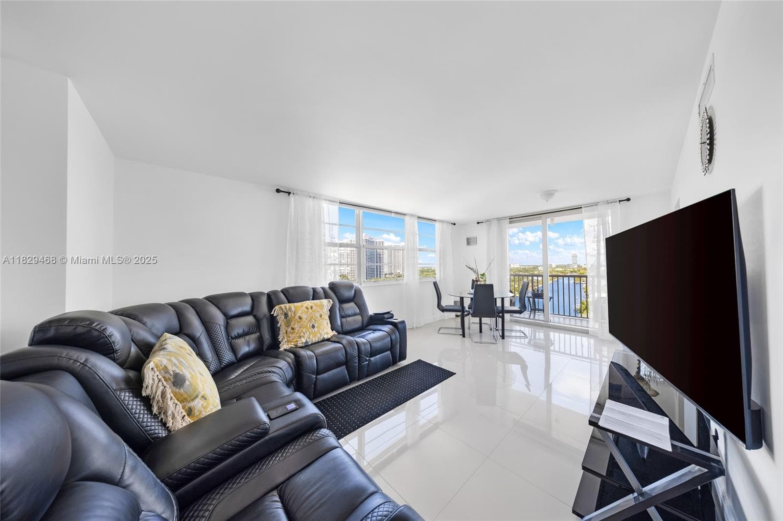 3161 S Ocean Dr # 1510, Hallandale Beach FL 33009 photo 4