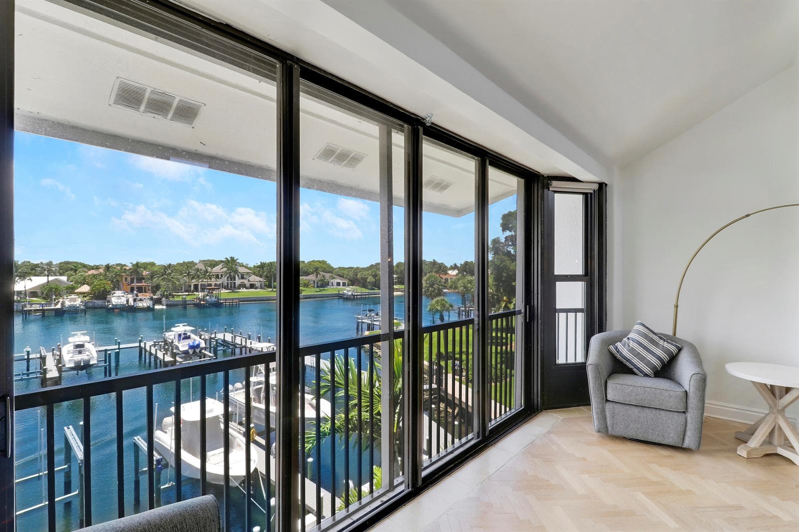 543 Bay Colony Drive N Slip 8, Juno Beach FL 33408 photo 3