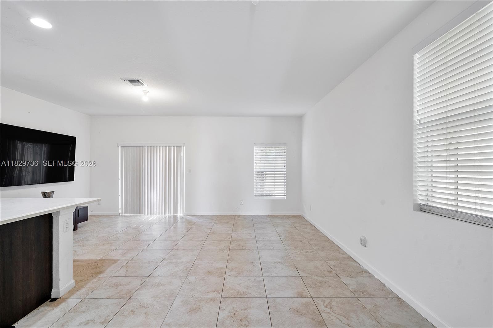 1128 NW 40th Ter, Lauderhill FL 33313 photo 5