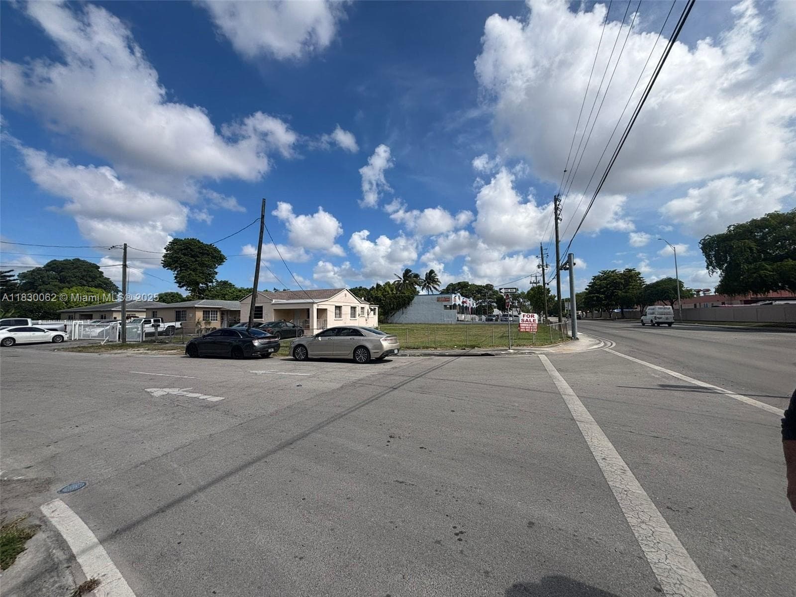 3186 NW 33rd St, Miami FL 33142 photo 4