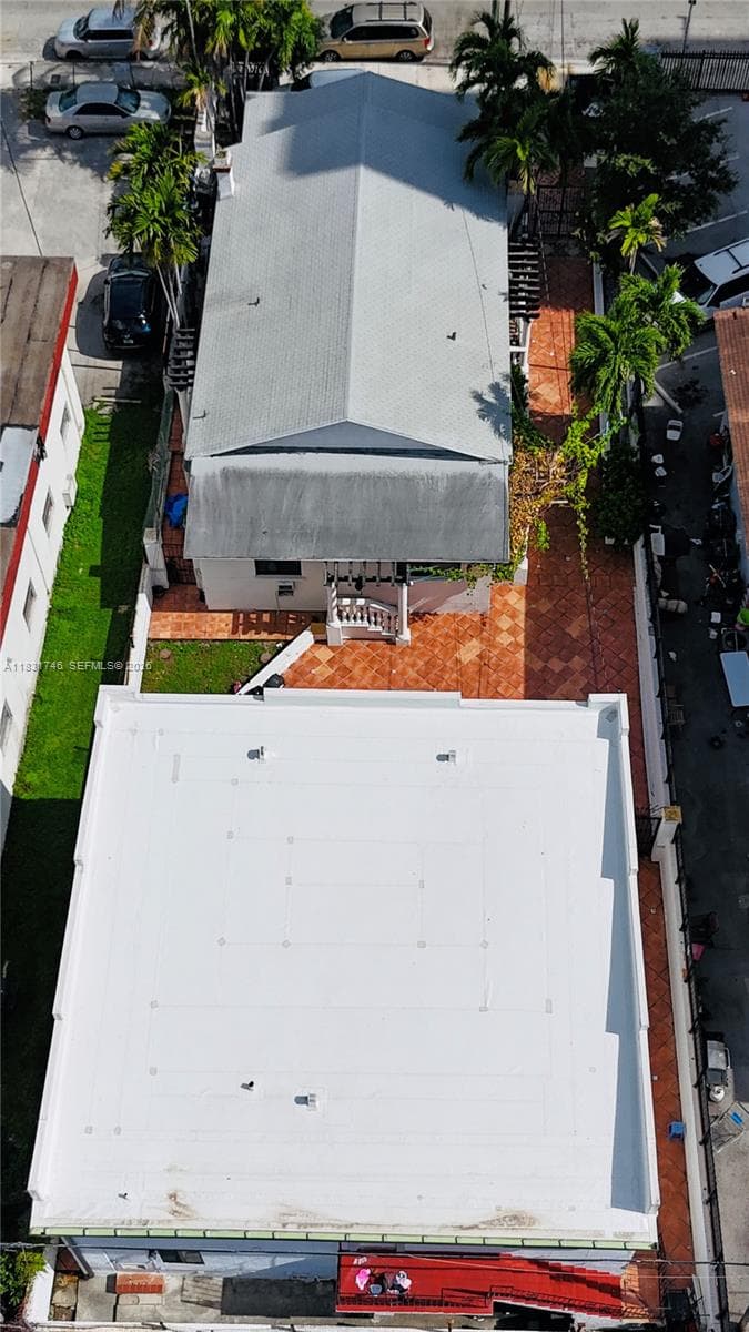 1236 SW 4th St, Miami FL 33135 photo 5