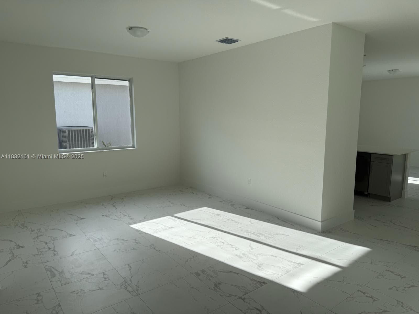 1828 NE 1st St, Homestead FL 33033 photo 5