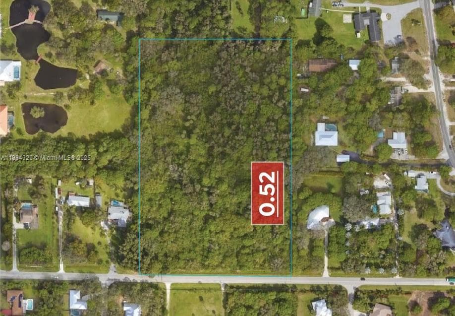 2002 Bell Ave, Fort Pierce FL 34982 photo 2