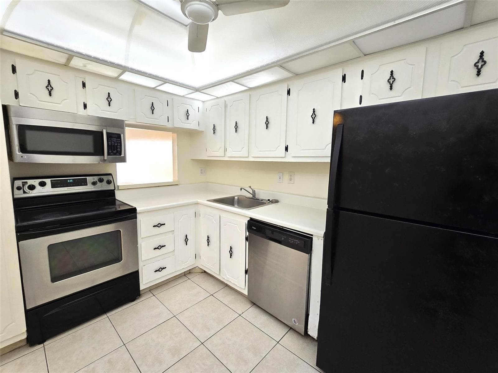 4334 NW 9th Avenue # 3B, Deerfield Beach FL 33064 photo 3
