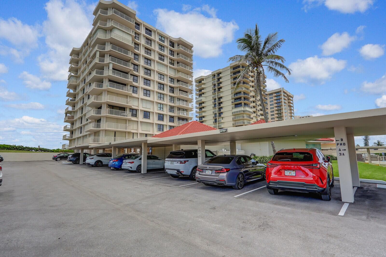 5480 N Ocean Drive, Singer Island FL 33404 photo 2