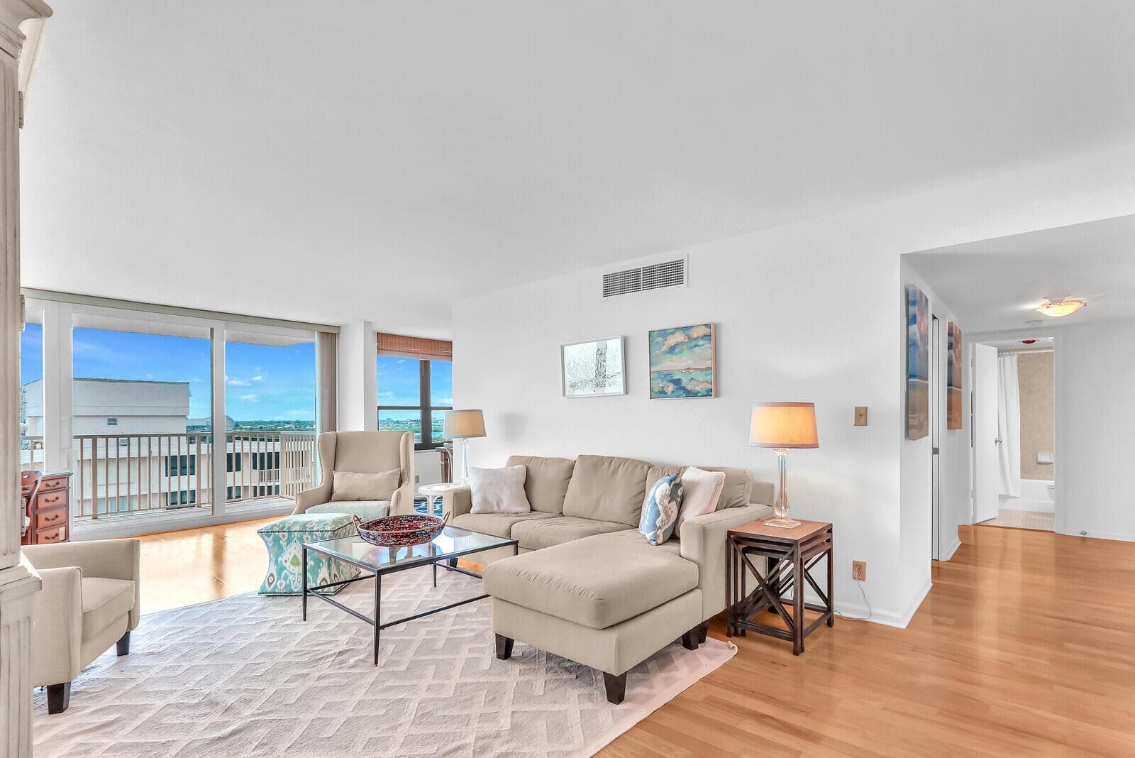 5480 N Ocean Drive, Singer Island FL 33404 photo 5