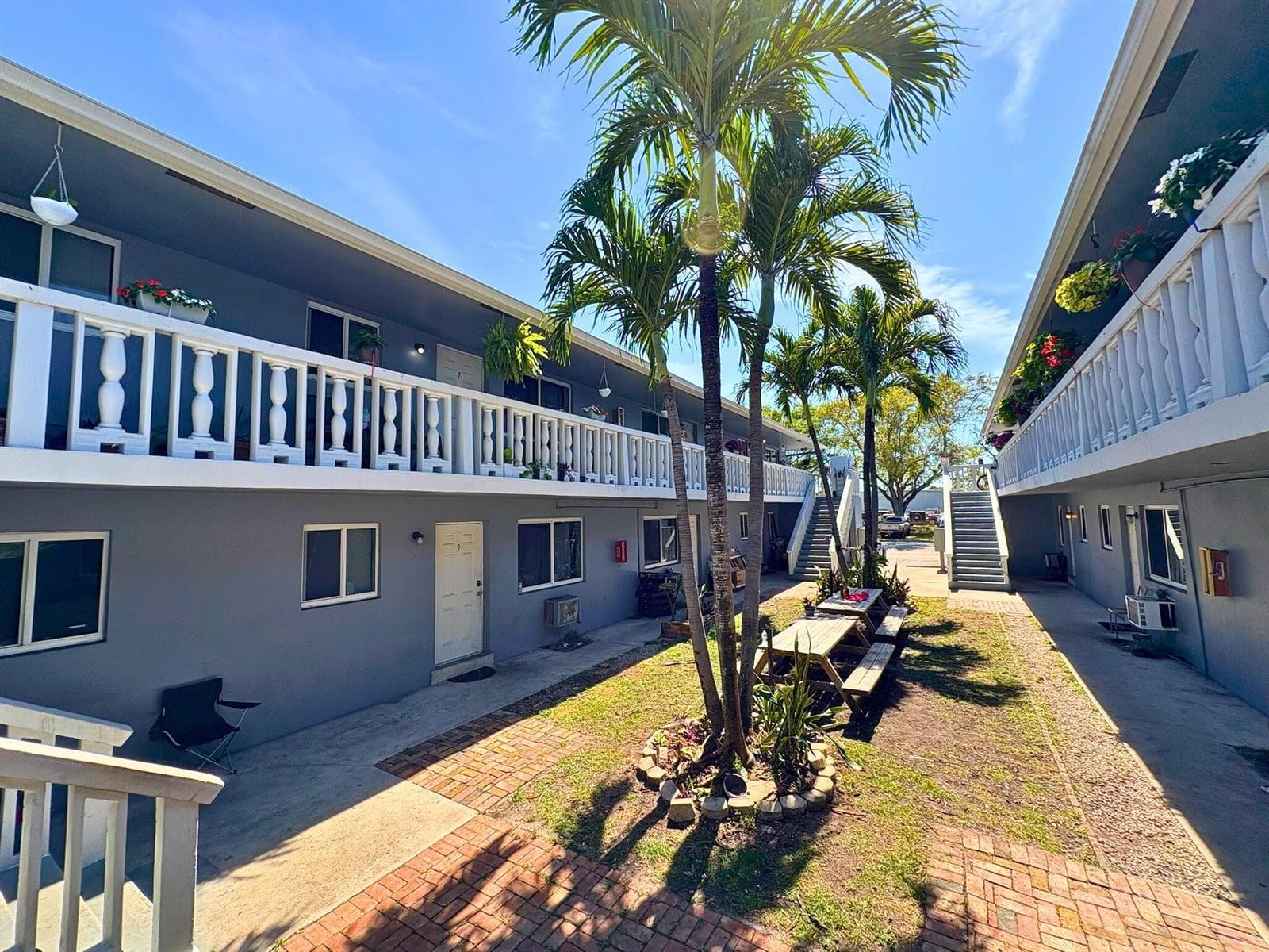 101-105 SE 26 Street, Fort Lauderdale FL 33316