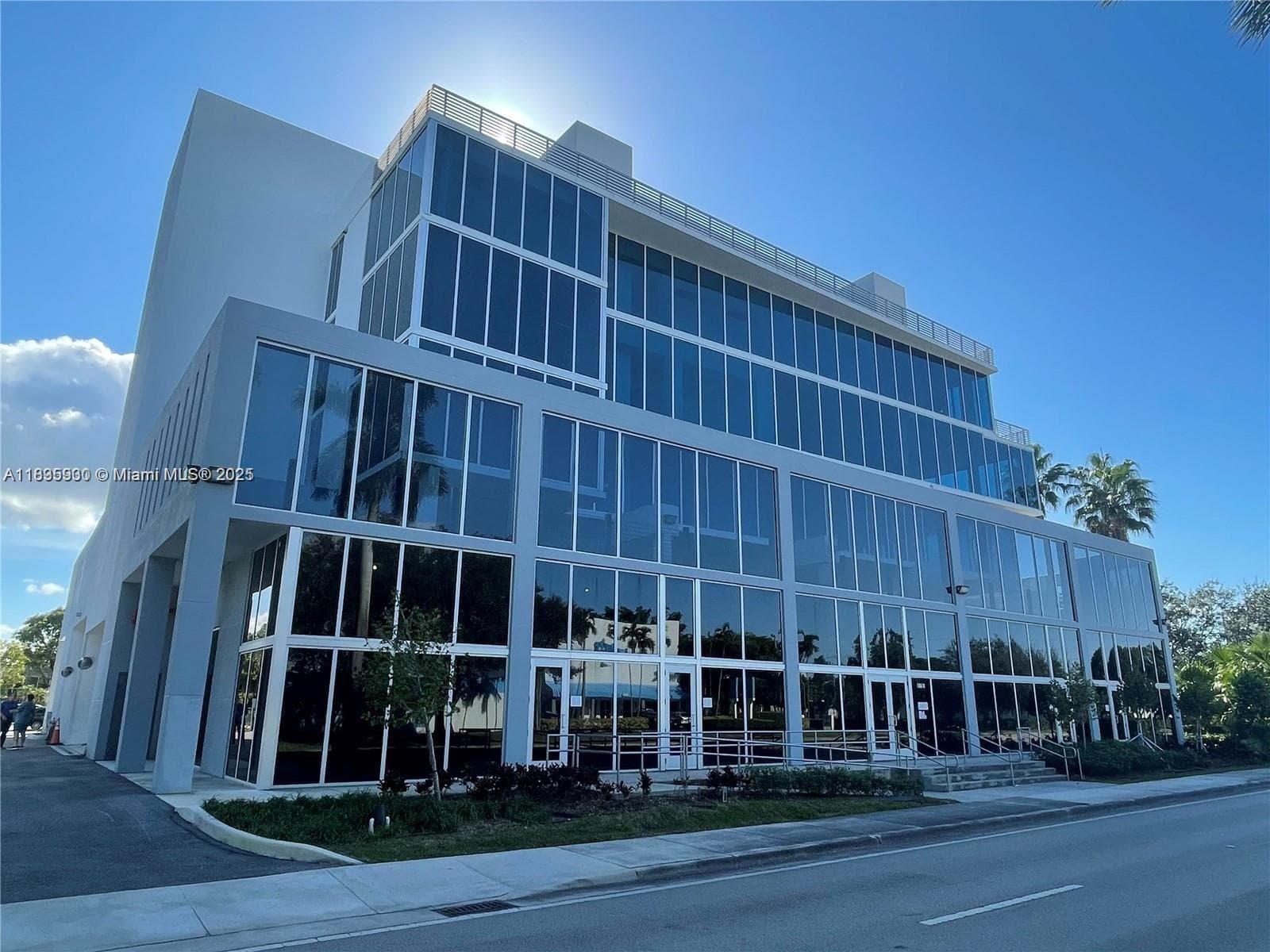 10450 NW 33rd St # 101-102, Doral FL 33172