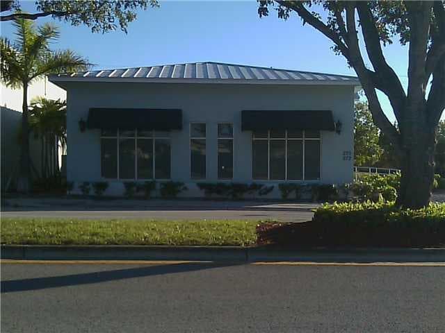 272 W Hillsboro Boulevard, Deerfield Beach FL 33441 photo 2