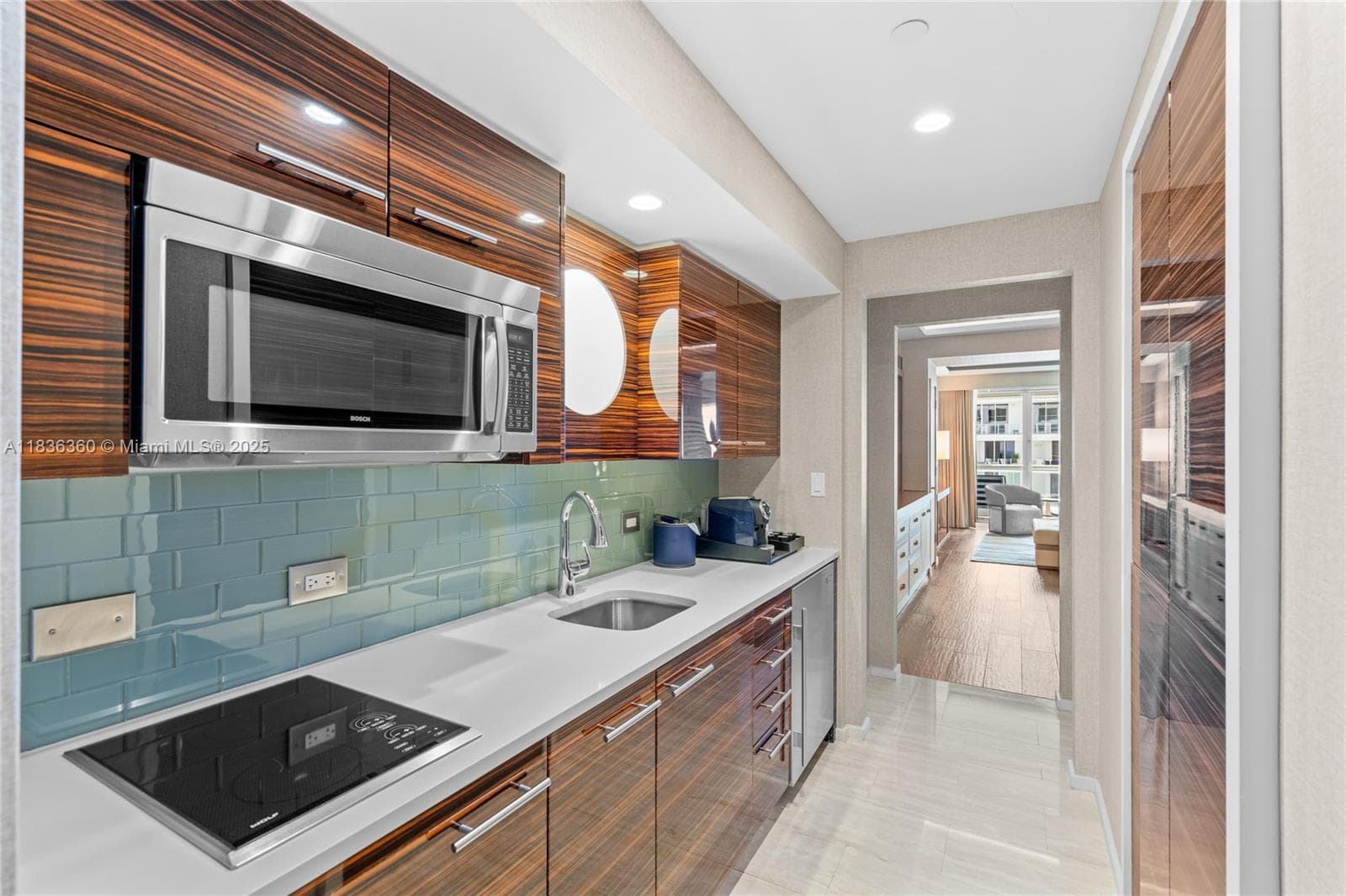 551 N Fort Lauderdale Beach Blvd # R1909, Fort Lauderdale, FL 33304 photo 3