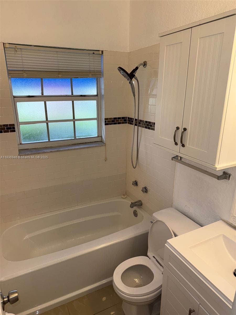 5201 SW 31st Ave # 112, Dania Beach FL 33312 photo 2