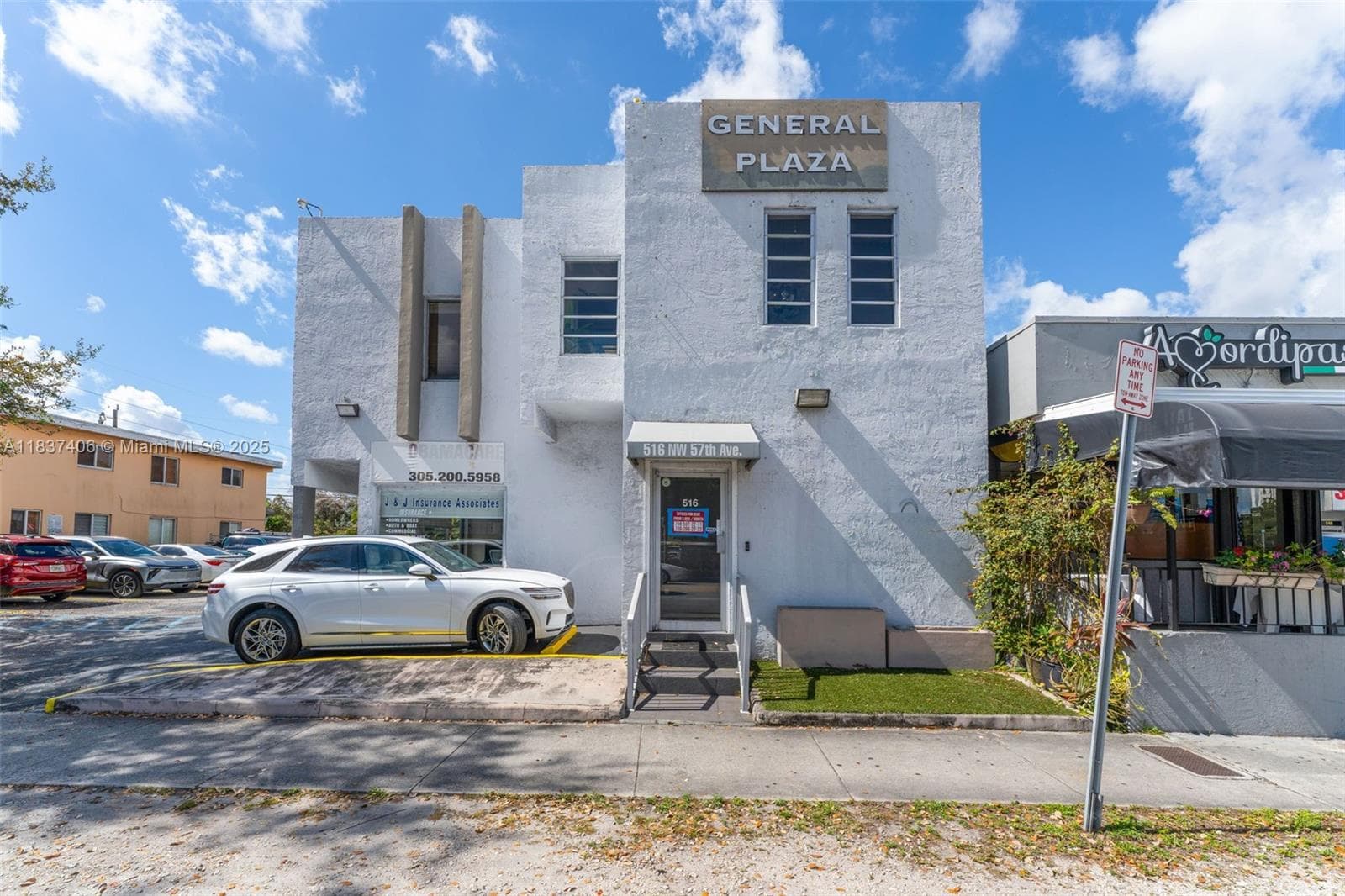 516 NW 57th Ave, Miami FL 33126 photo 2
