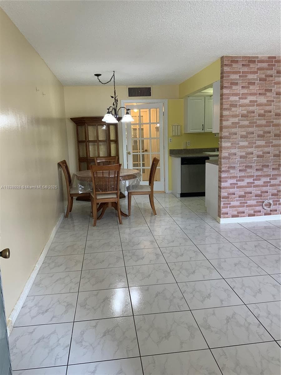 2405 Antigua Cir # H1, Coconut Creek FL 33066 photo 3