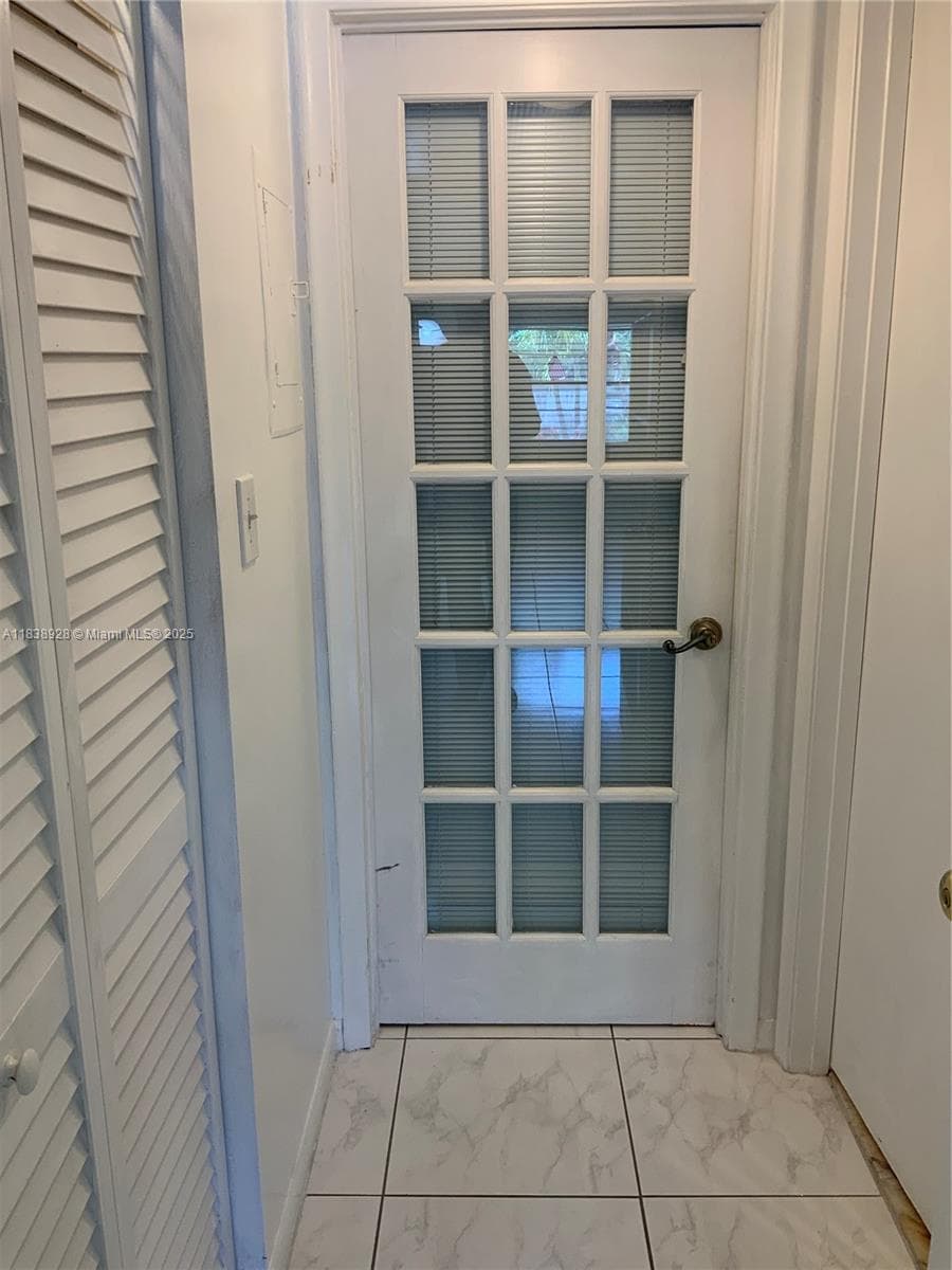 2405 Antigua Cir # H1, Coconut Creek FL 33066 photo 5