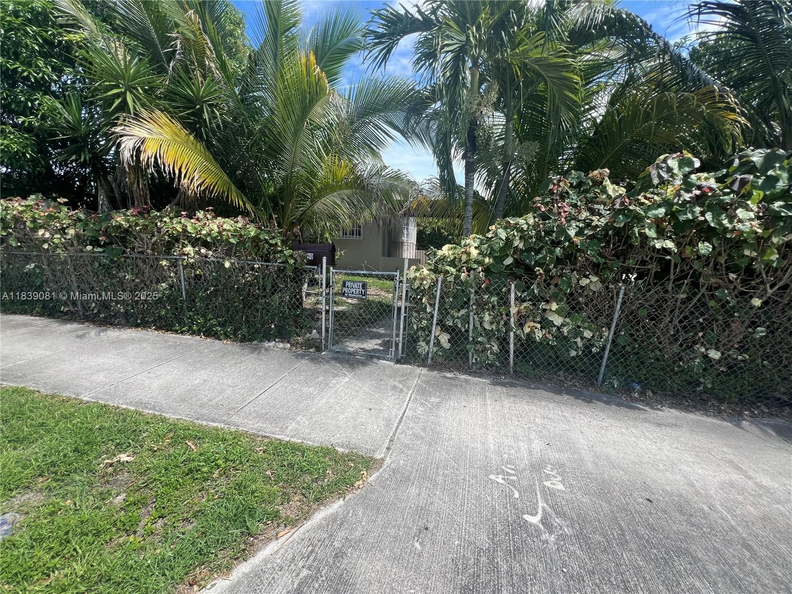 1190 NW 135th St, North Miami FL 33168 photo 5