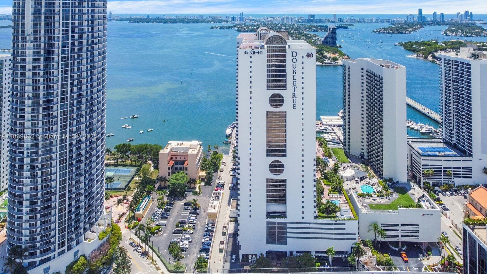 1717 N Bayshore Dr # 2635, Miami FL 33132 photo 2