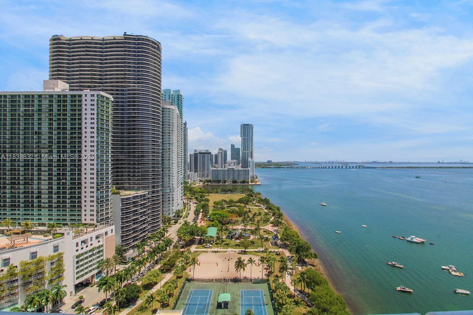 1717 N Bayshore Dr # 2635, Miami FL 33132 photo 3