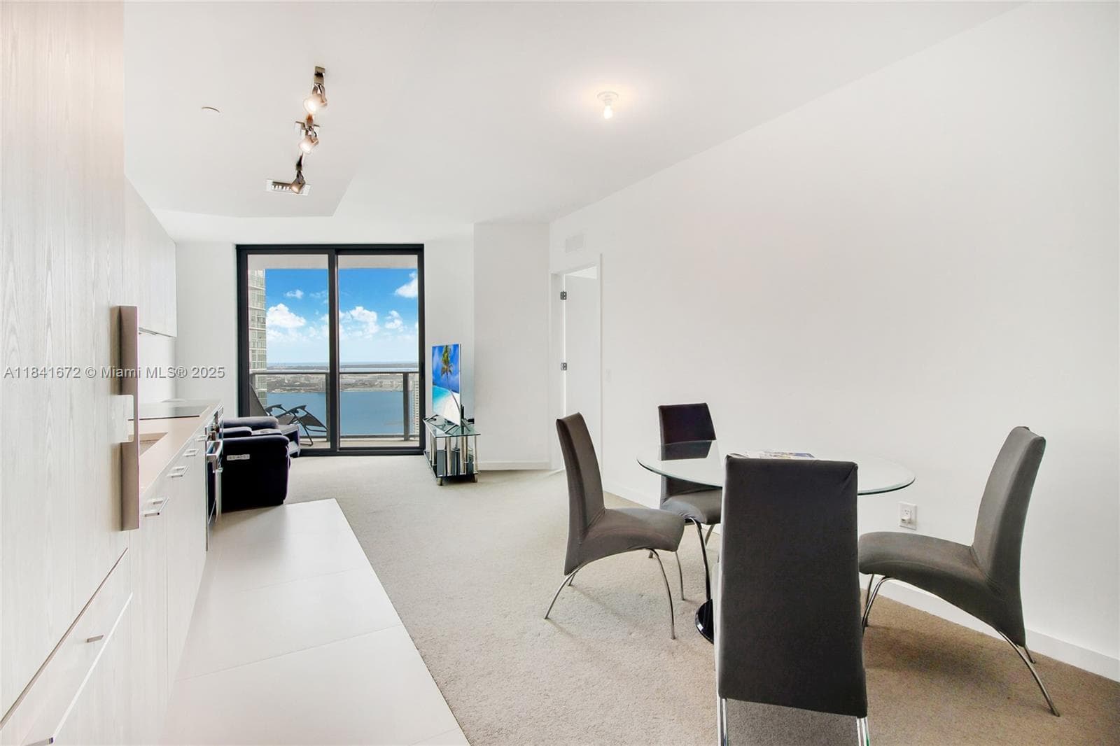 501 NE 31st St # 3607, Miami FL 33137 photo 2