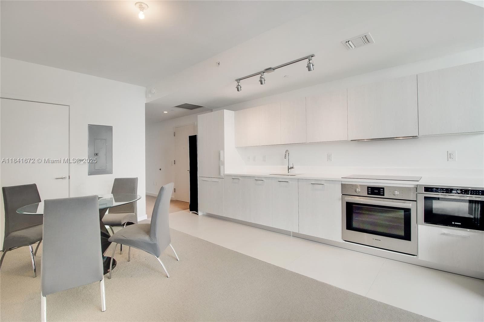 501 NE 31st St # 3607, Miami FL 33137 photo 4