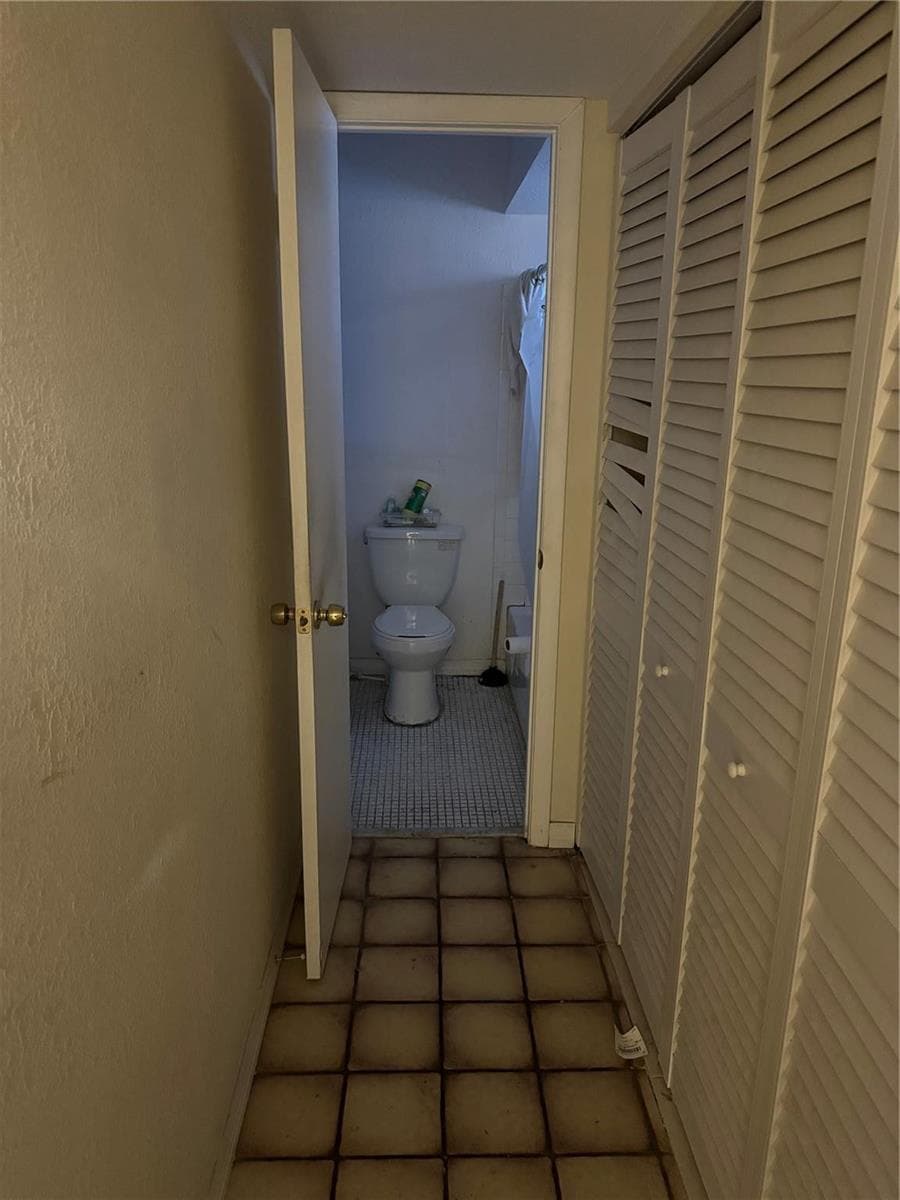 5111 W Oakland Park Boulevard # 307, Lauderdale Lakes FL 33313 photo 5
