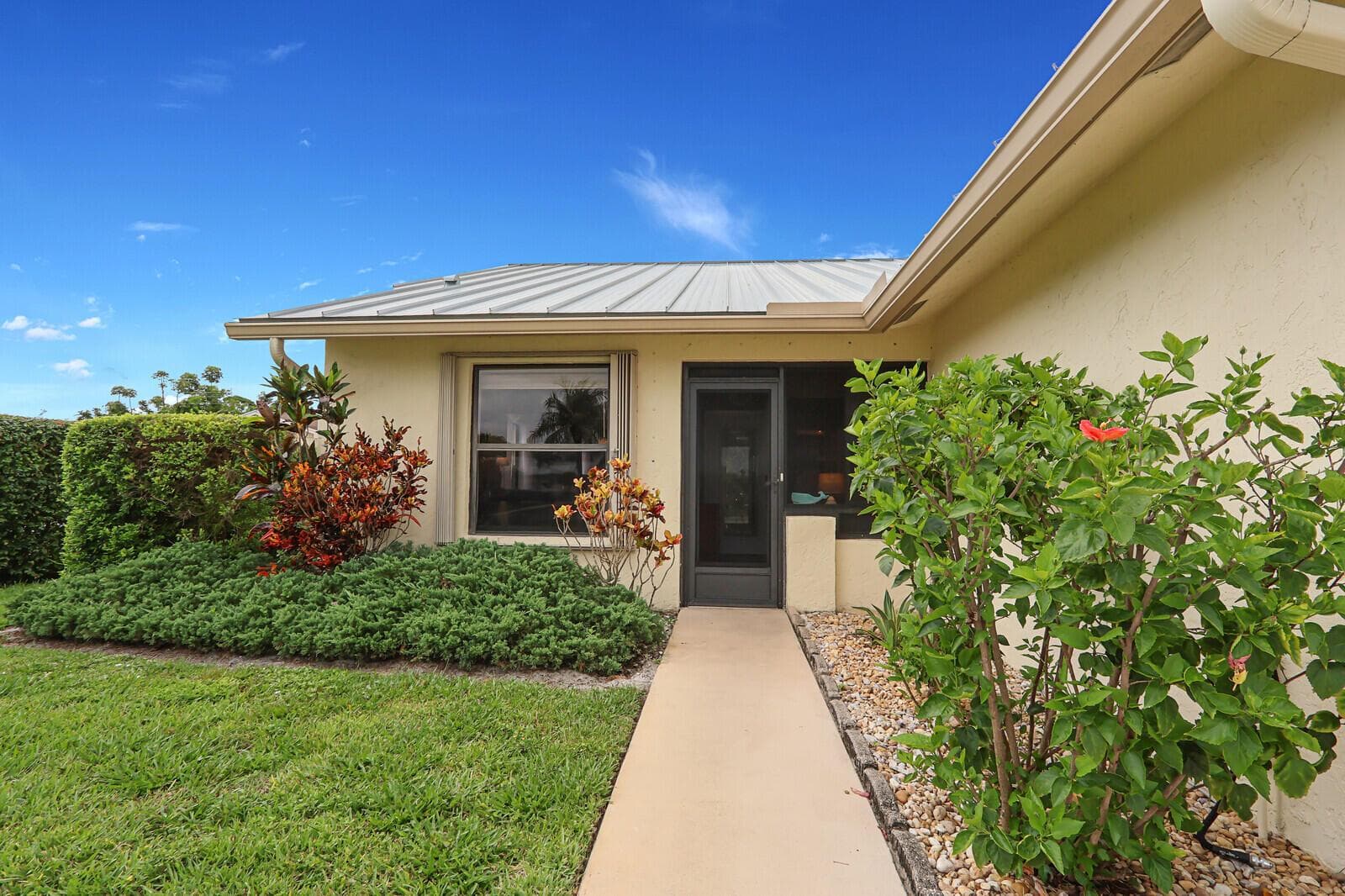 7655 SE Sugar Sand Circle, Hobe Sound FL 33455 photo 5