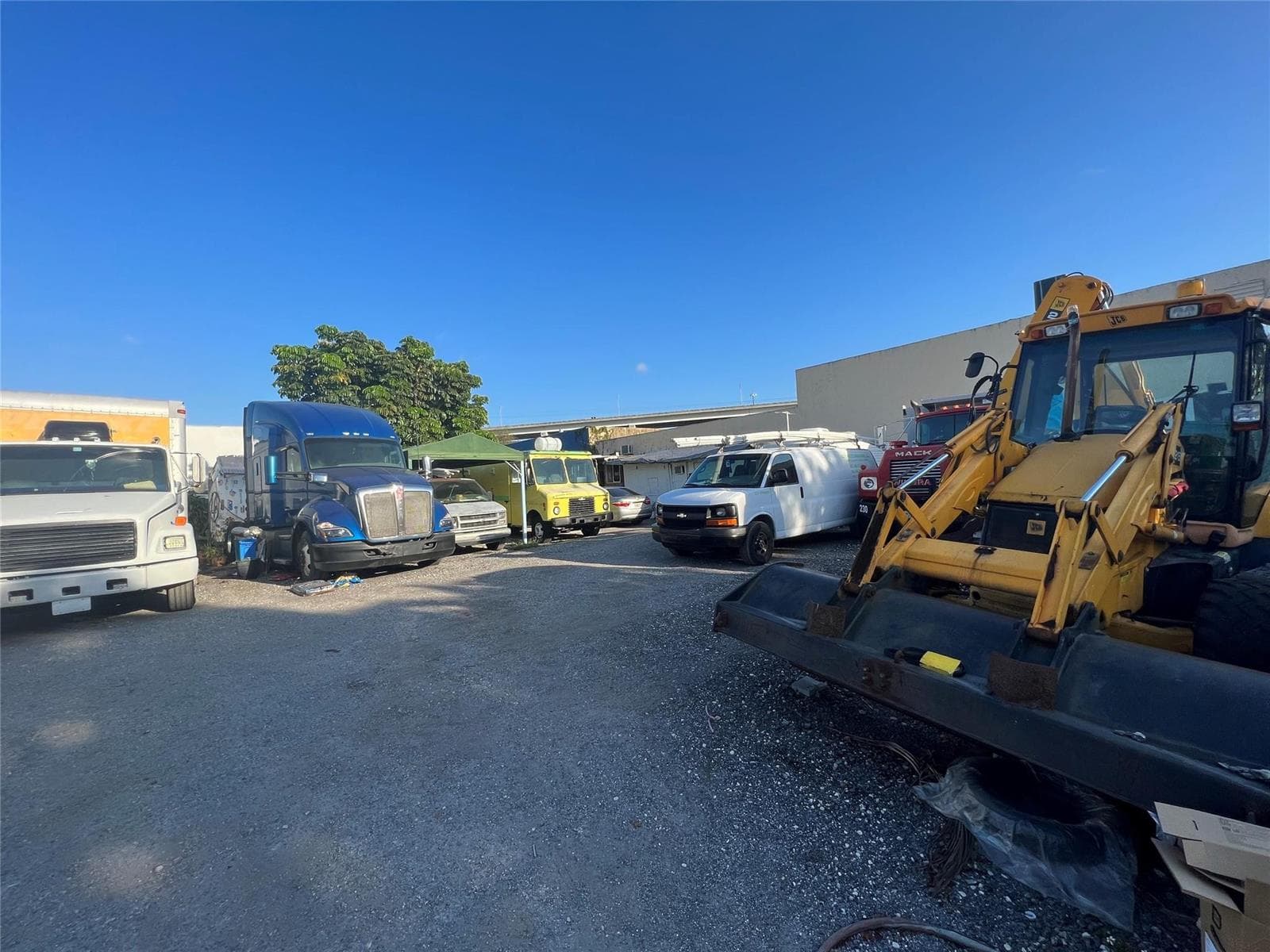16951 NW 4th Avenue, North Miami Beach FL 33169 photo 2