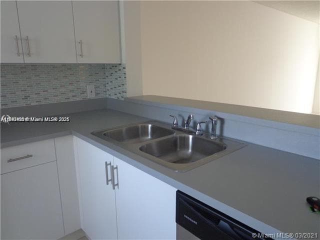 5200 NW 31st Ave # 214, Fort Lauderdale FL 33309 photo 2