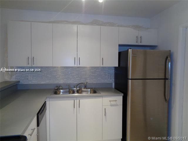 15205 NE 6th Ave # D212, Miami FL 33162 photo 3