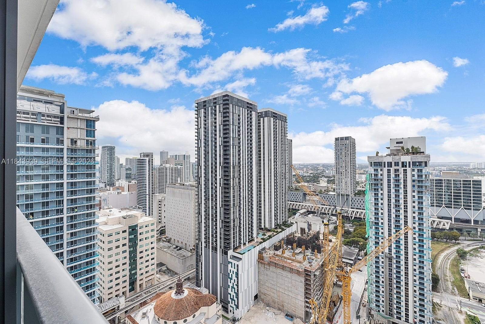 159 NE 6th St # 2903, Miami FL 33132 photo 4