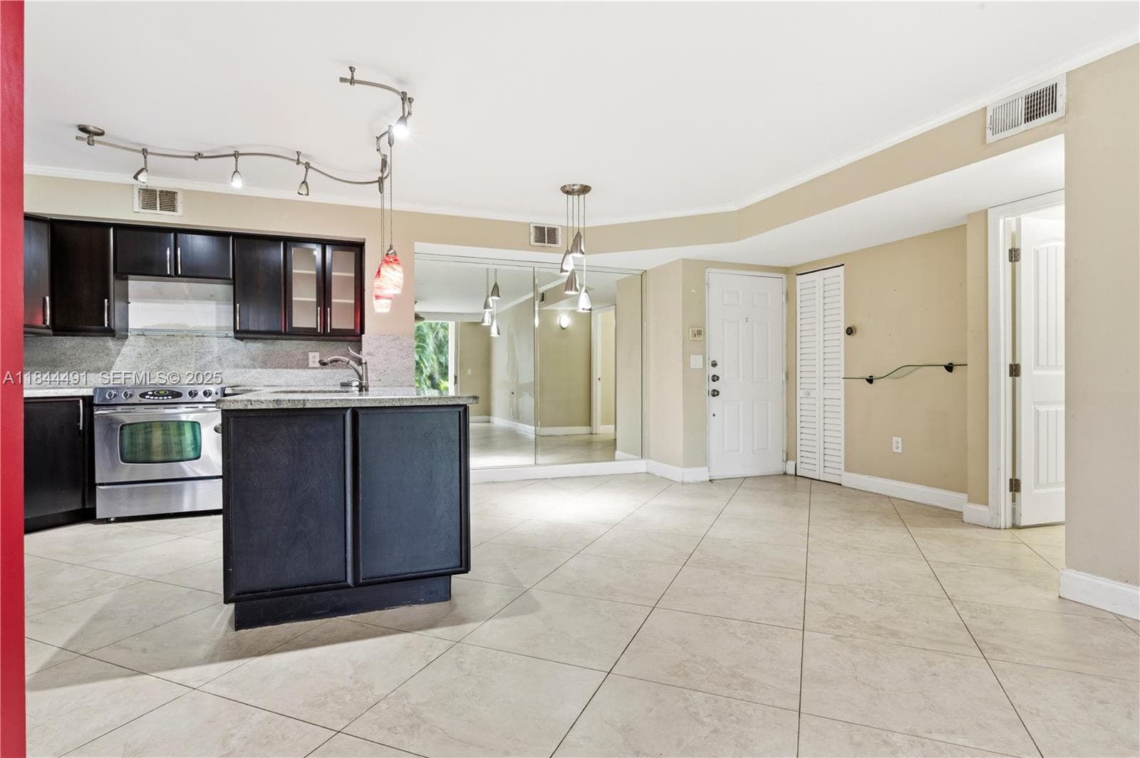 1733 Village Blvd # 108, West Palm Beach FL 33409 photo 4