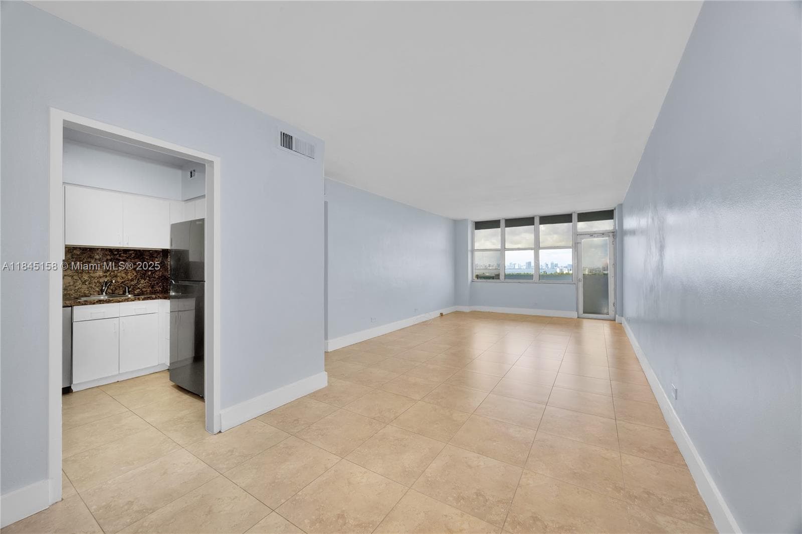 7441 Wayne Ave # 15E, Miami Beach FL 33141 photo 3