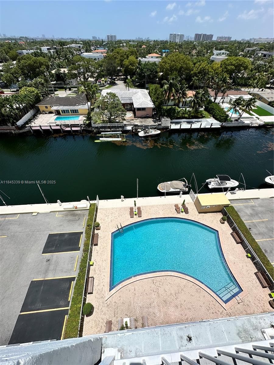 2020 NE 135th St # 807, North Miami FL 33181