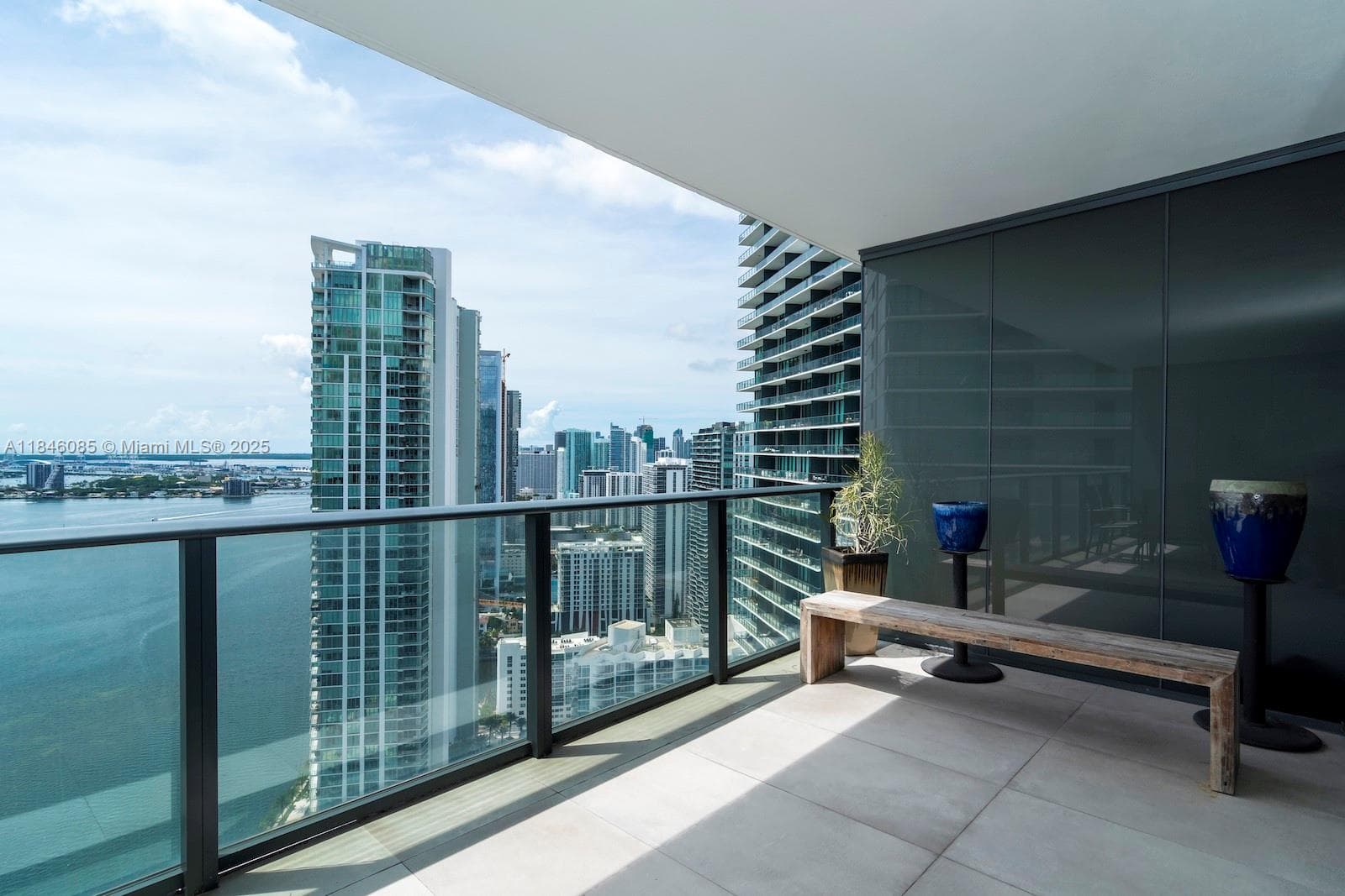 650 NE 32nd St # 4206, Miami FL 33137 photo 3