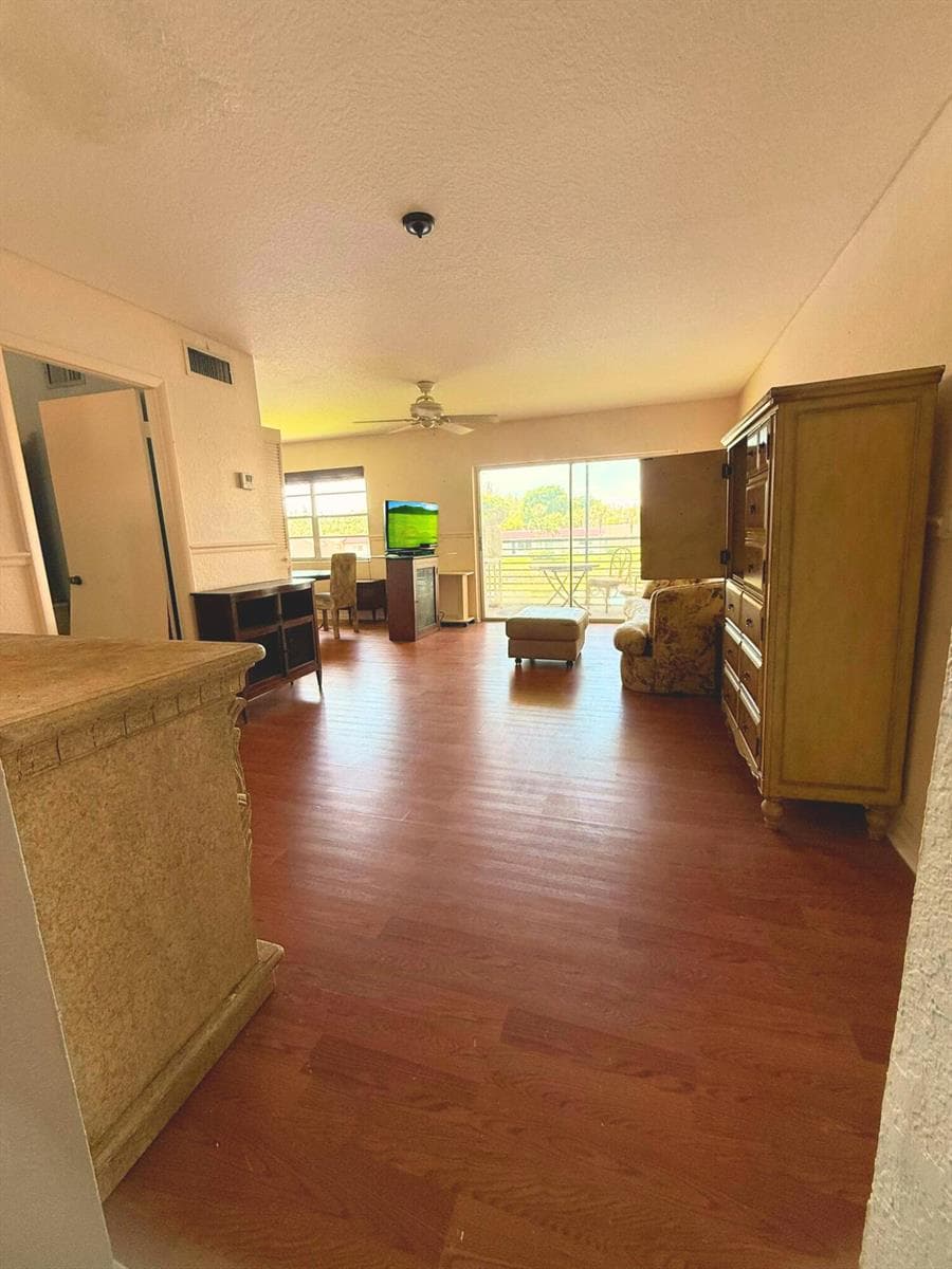 218 Lake Frances Drive, West Palm Beach FL 33411 photo 2