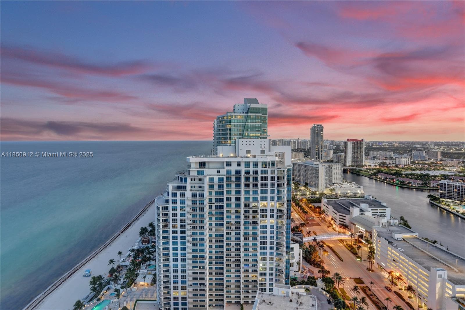 3101 S Ocean Dr # 3506, Hollywood FL 33019 photo 2