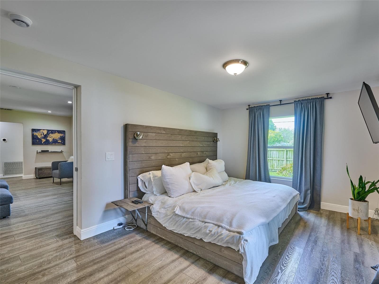 801 NE 15th Street, Fort Lauderdale FL 33304 photo 4