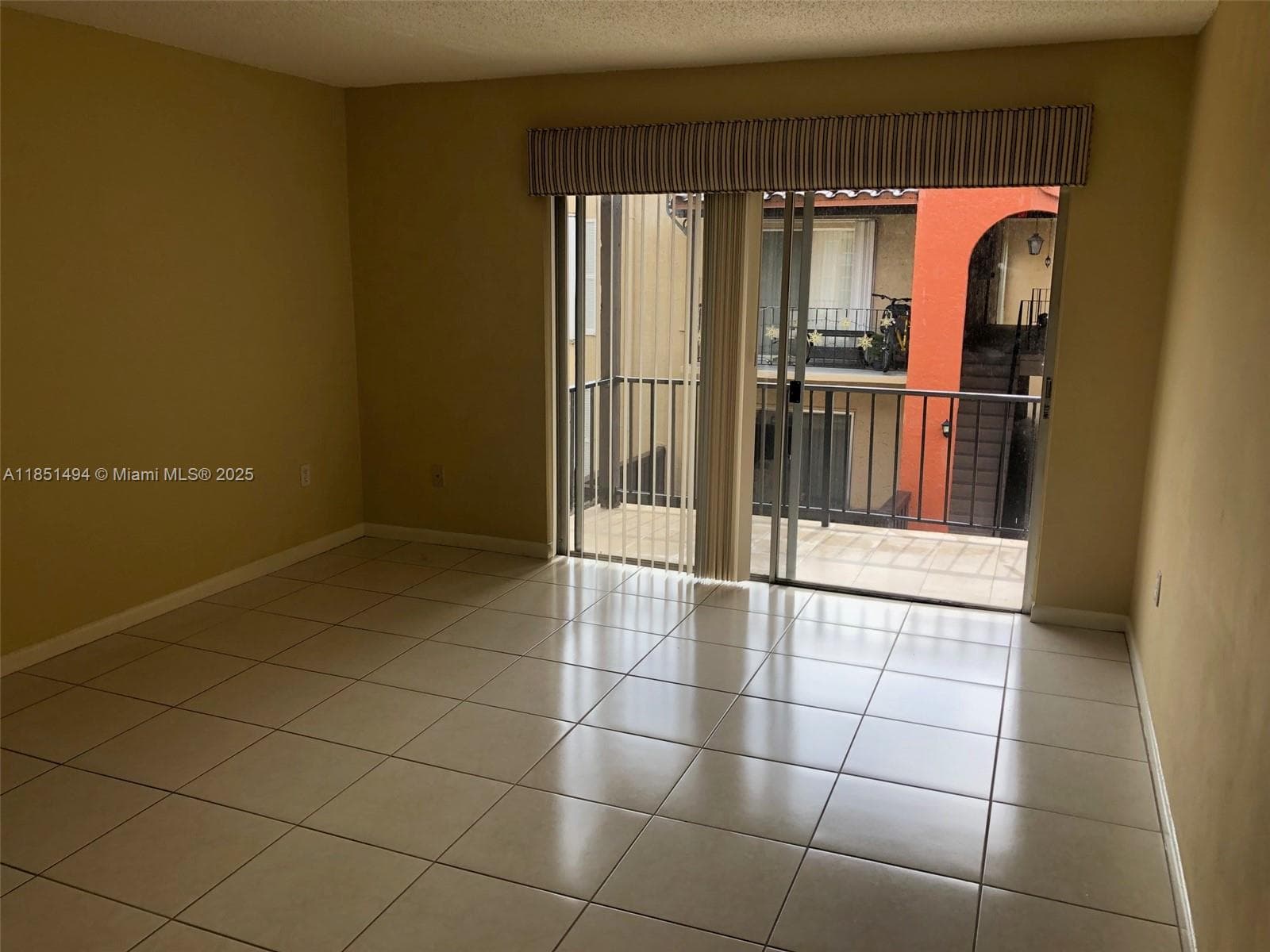 10810 N Kendall Dr # 18, Miami FL 33176 photo 5