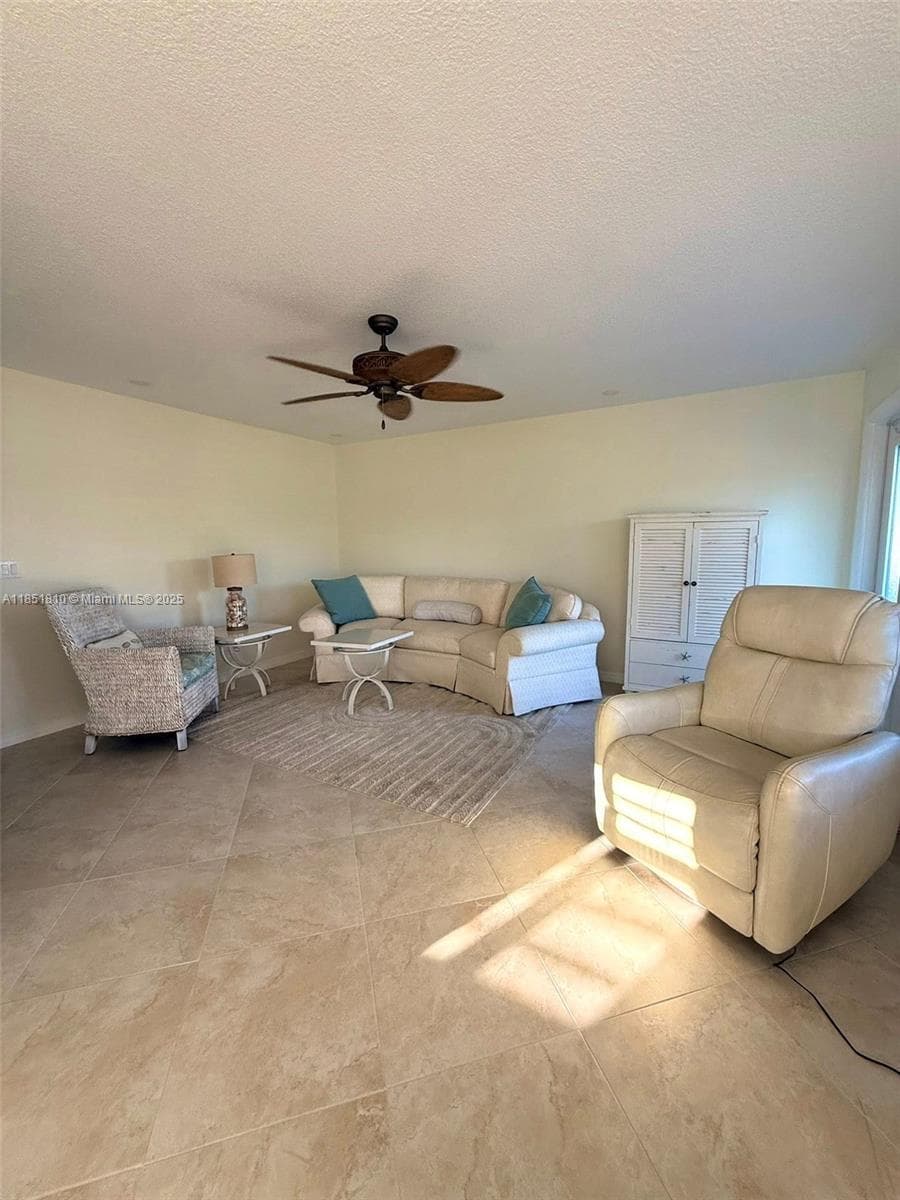 2929 SE Ocean Blvd # 10, Stuart FL 34996