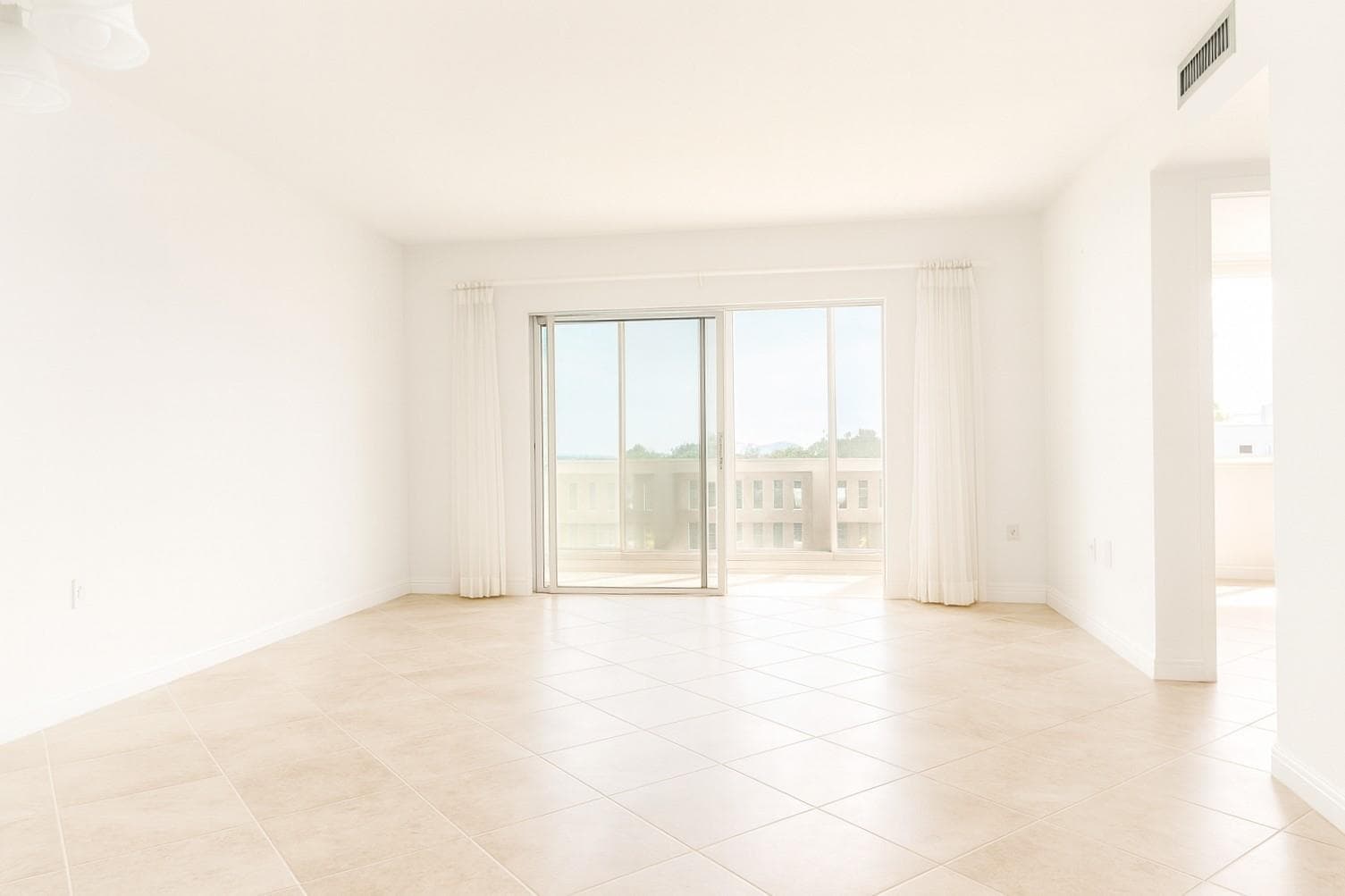 4001 Hillcrest Drive # 407, Hollywood FL 33021 photo 5