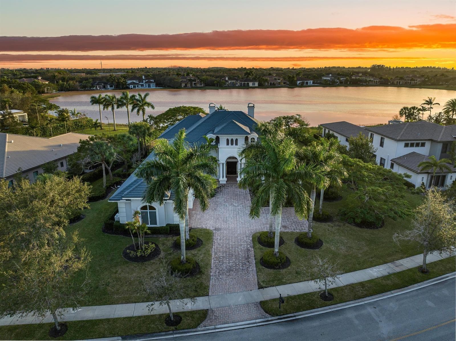 3111 Lake Ridge Lane, Weston FL 33332