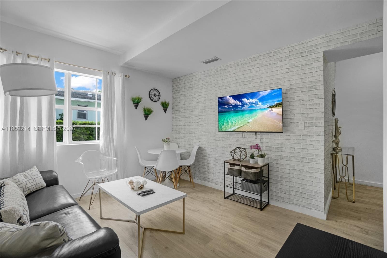 810 7th St # 107, Miami Beach FL 33139