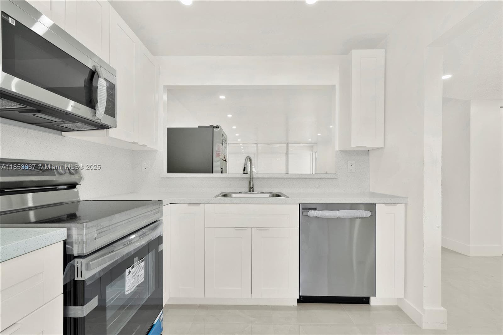 8320 Sands Point Blvd # M107, Tamarac FL 33321 photo 2