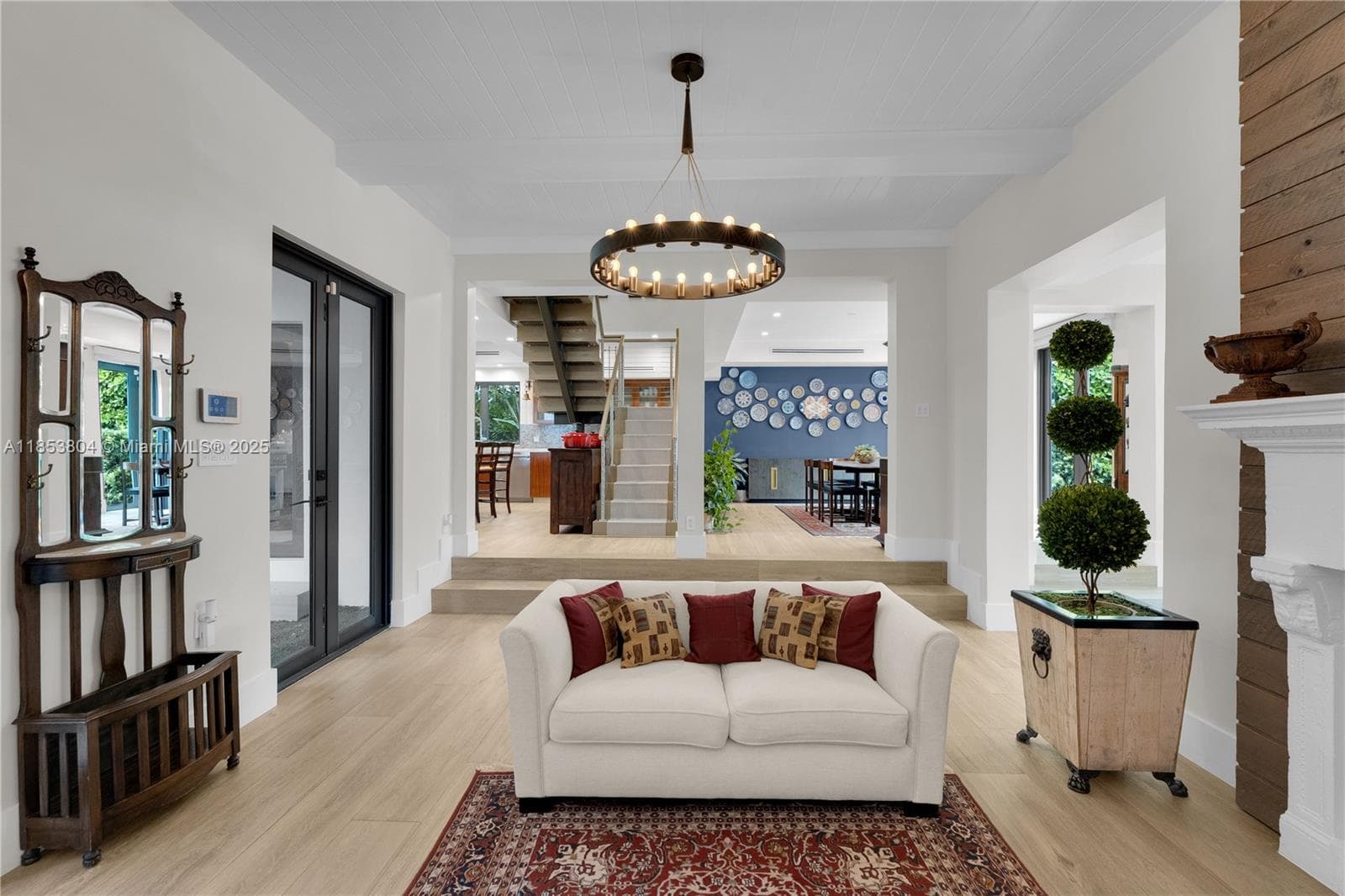 4475 N Meridian Ave, Miami Beach FL 33140 photo 4