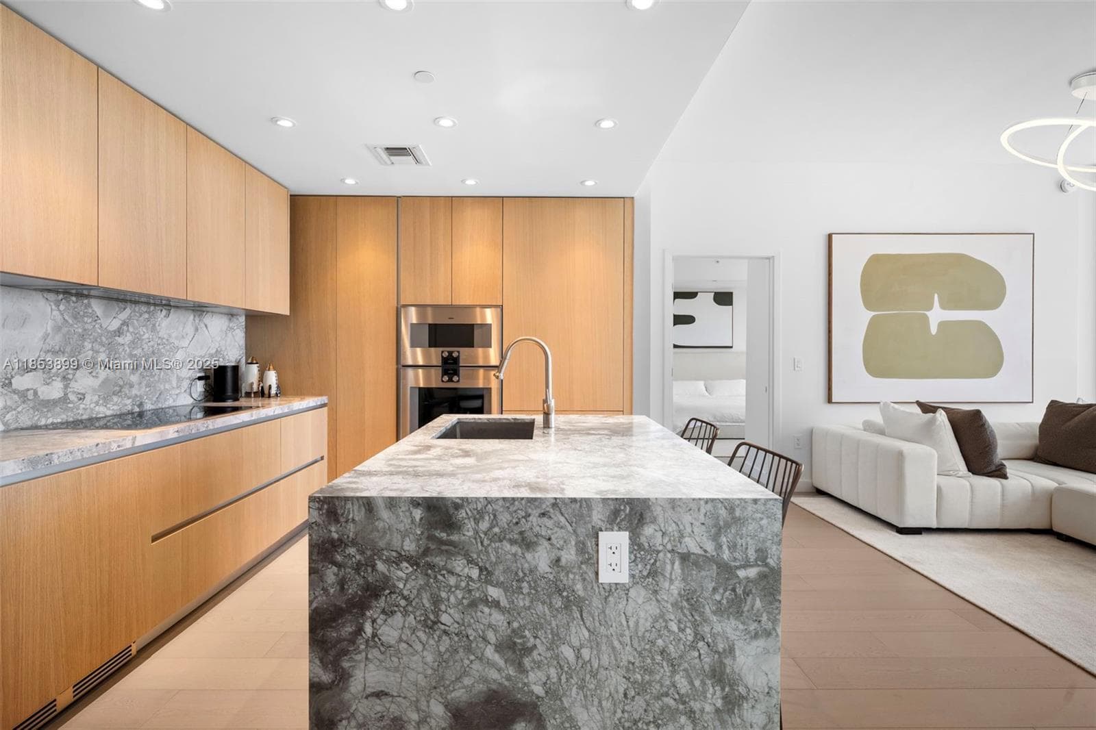 500 alton  rd # 3604, Miami Beach FL 33139 photo 4