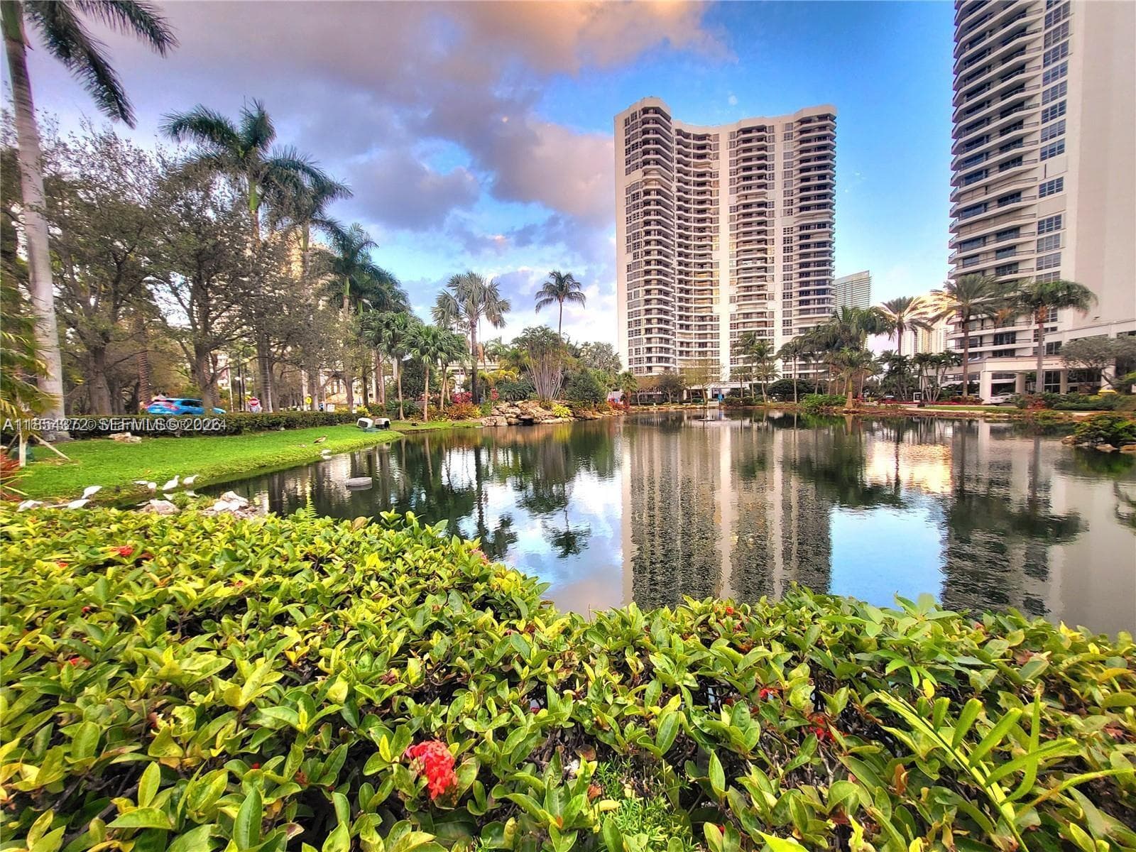 3530 Mystic Pointe Dr # 2508, Aventura FL 33180 photo 3