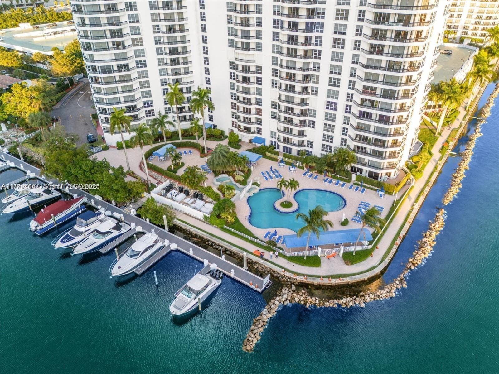 3530 Mystic Pointe Dr # 2508, Aventura FL 33180 photo 4