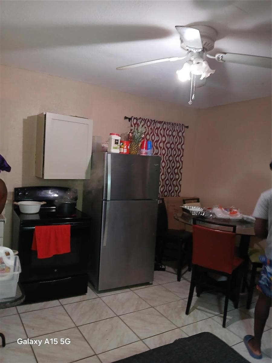 761 NE 43rd Court, Deerfield Beach FL 33064 photo 2