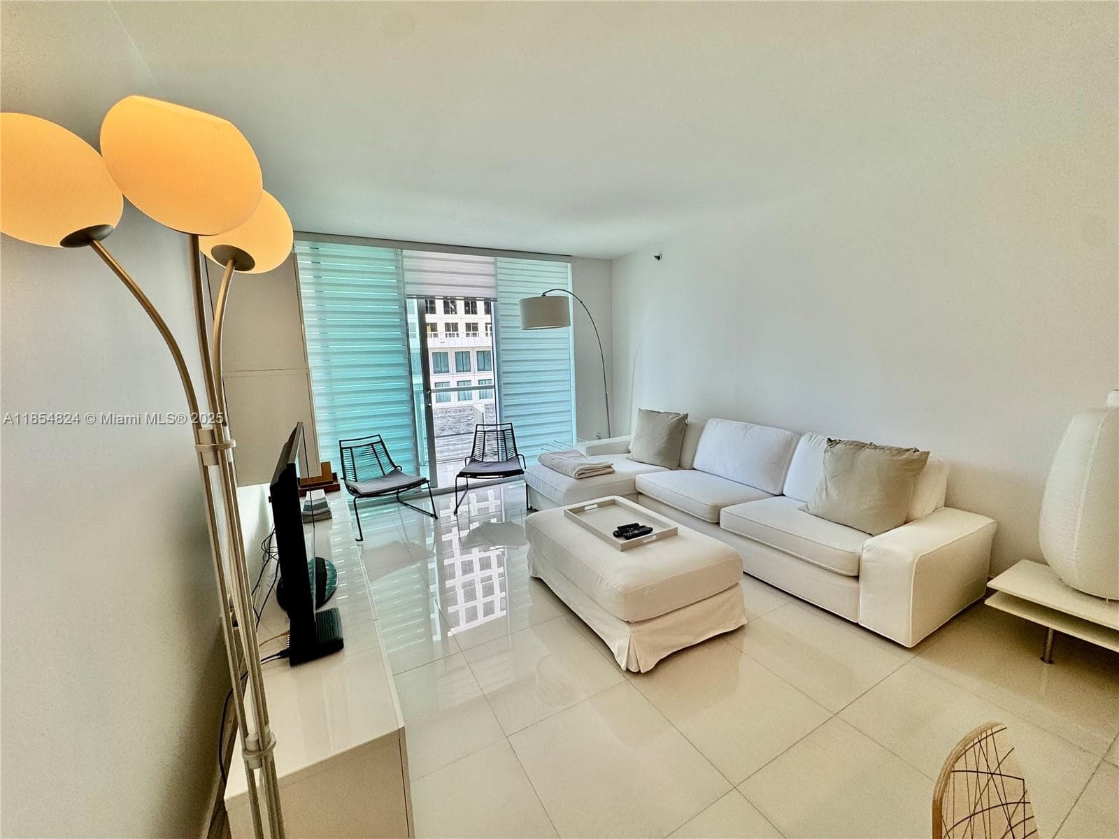 500 Brickell Ave # 1204, Miami FL 33131 photo 3