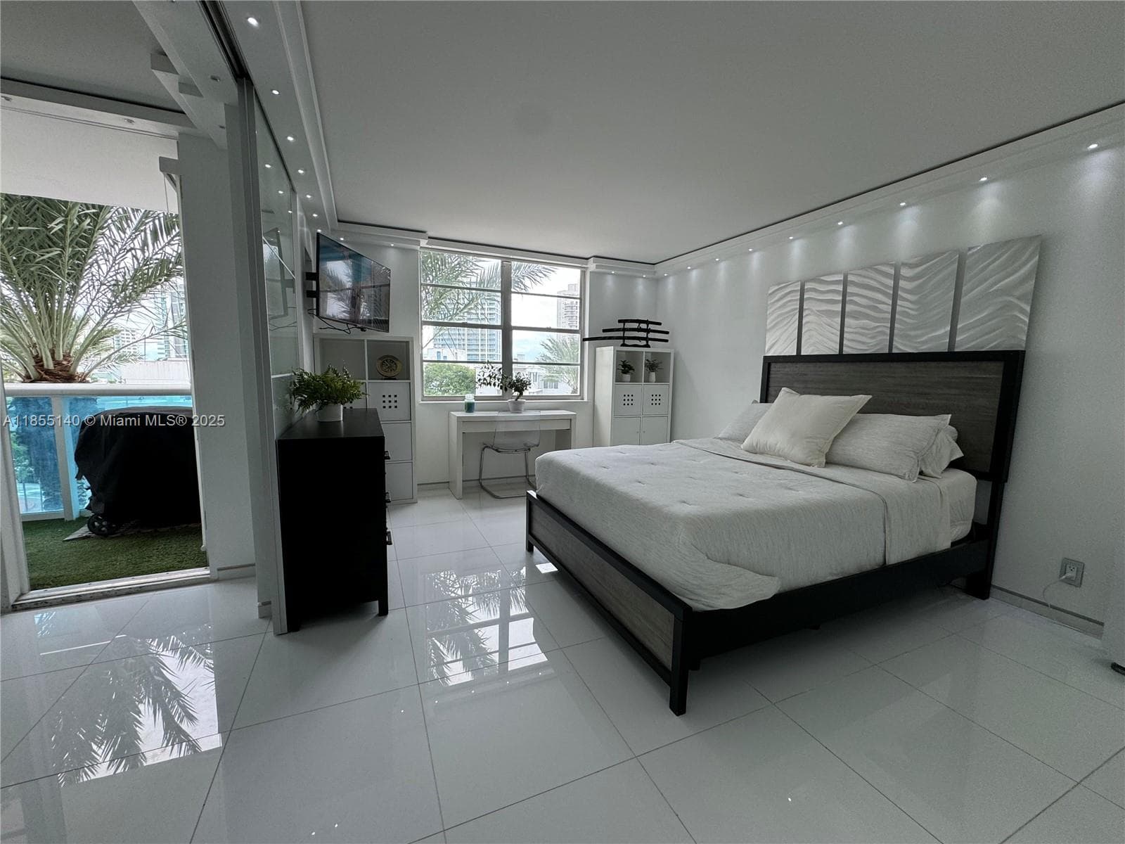 6770 Indian Creek Dr # 5S, Miami Beach FL 33141 photo 3